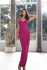Elegante vestido de fiesta largo hasta el suelo sin mangas con tirantes de sirena y cuentas
